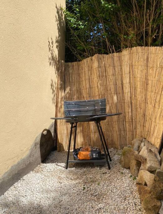 Appartement Avec Terrasse แก็งแปร์ ภายนอก รูปภาพ